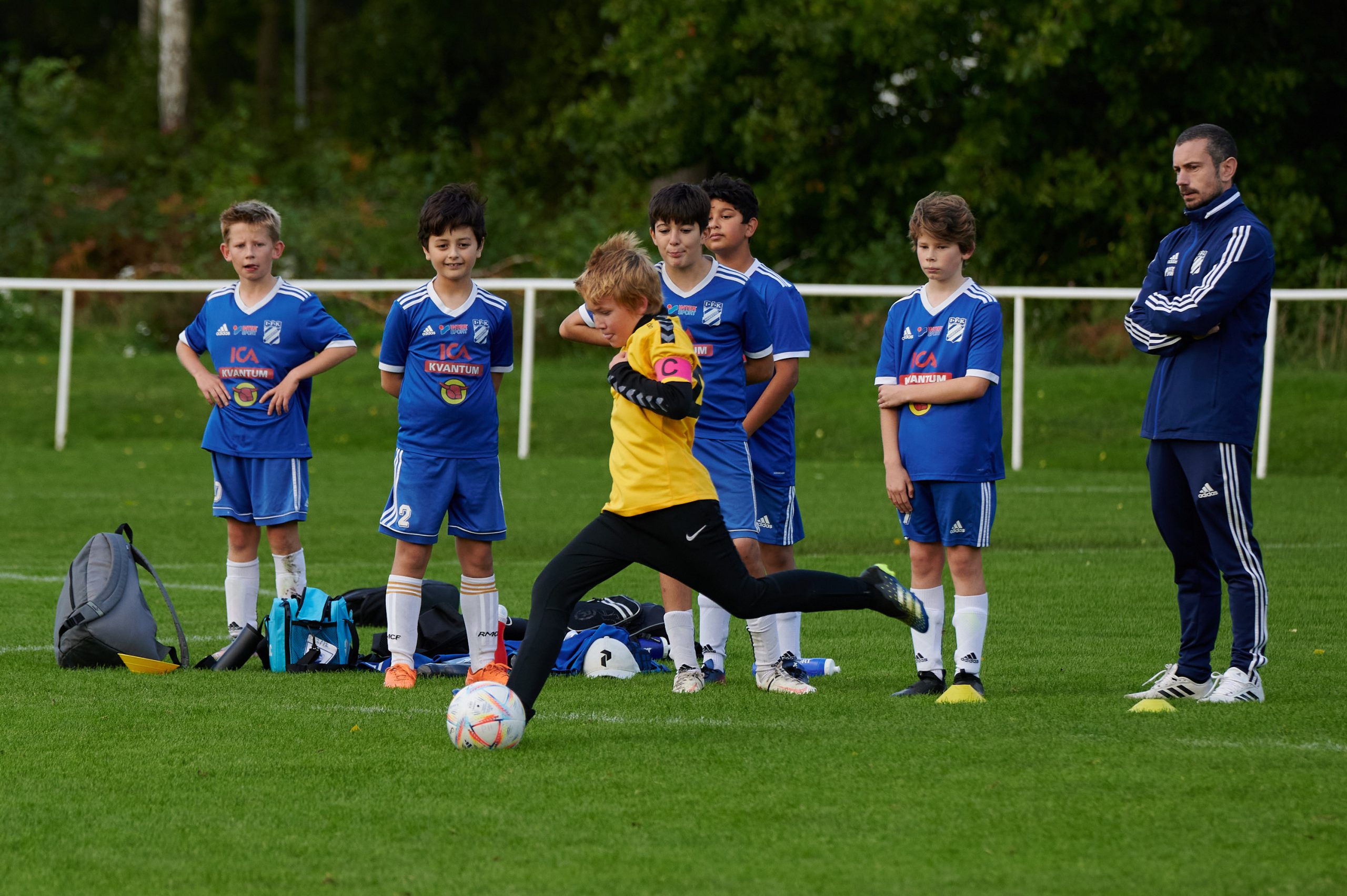 Lekevi fotboll 7